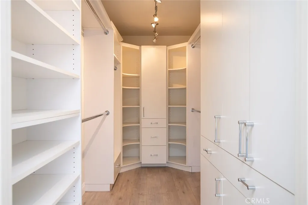 Additional image 66 of 222 Monterey Rd Unit 904, Glendale, CA 91206