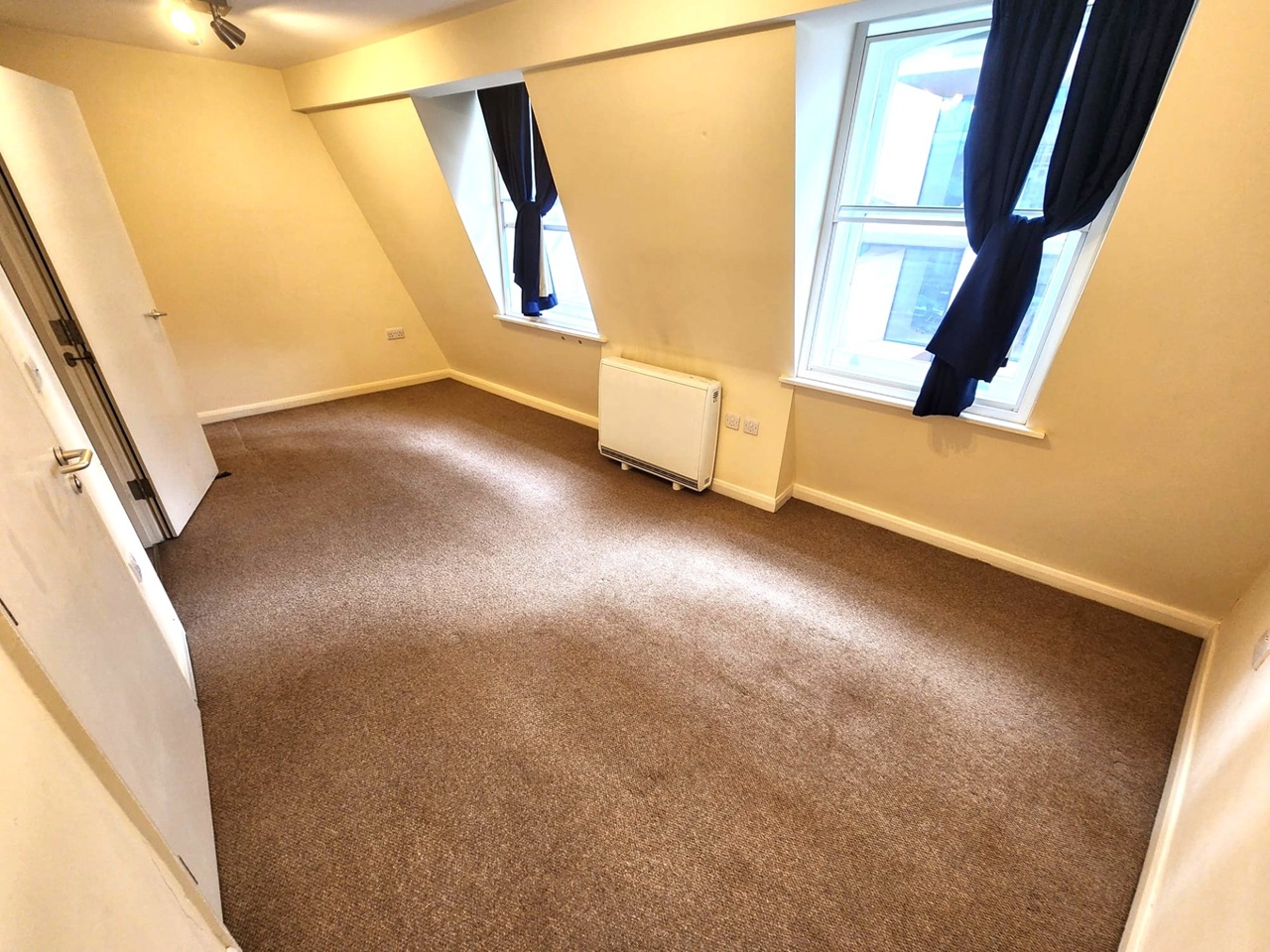 Additional image 11 of 3 Bed Flat, Cannon Street, EC4N, N1 7GU