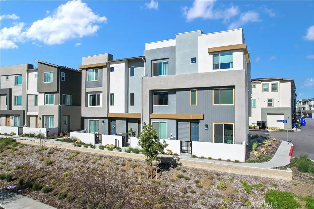 Additional image 69 of 27586 Manzanita Way, Valencia, CA 91381