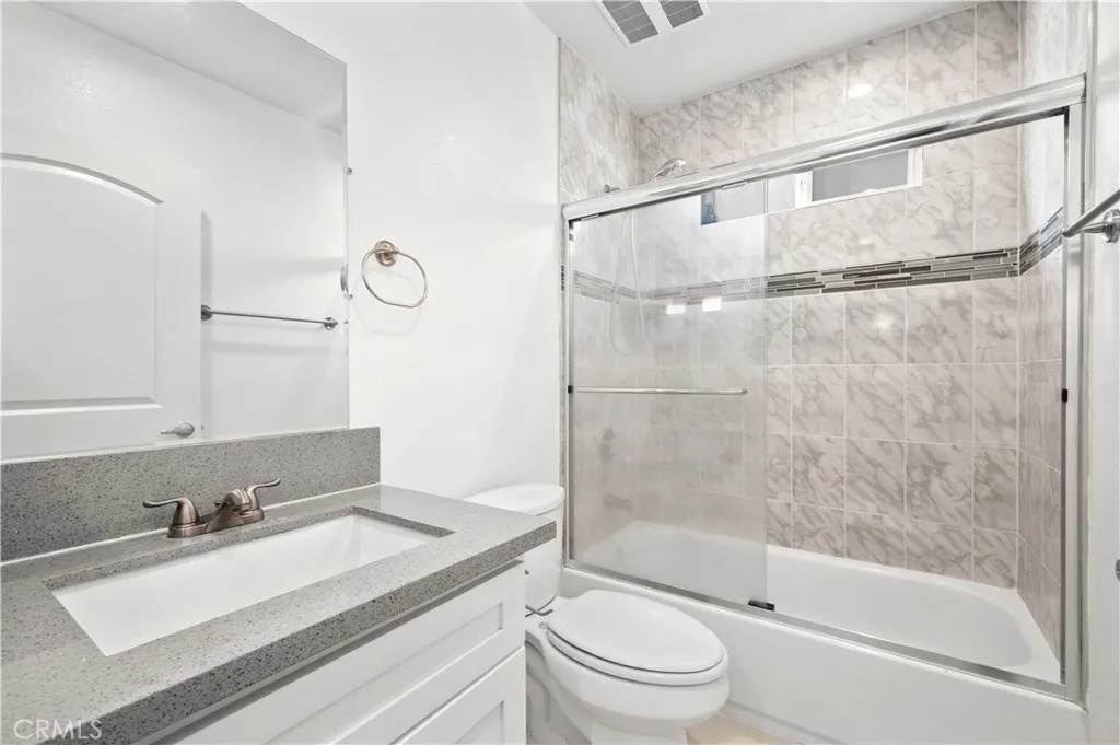 Additional image 21 of 4812 Saturn Street, Los Angeles, CA 90019