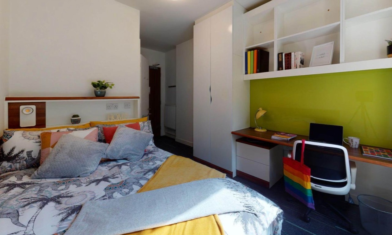 Additional image 4 of Studio Flat, Garden Halls, WC1H, N1 7GU