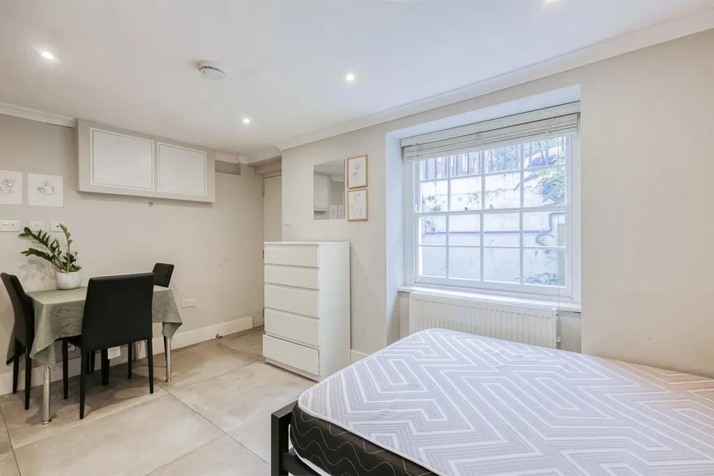 Additional image 2 of Studio Flat, Very Near Leigh Street Area, WC1H, N1 7GU