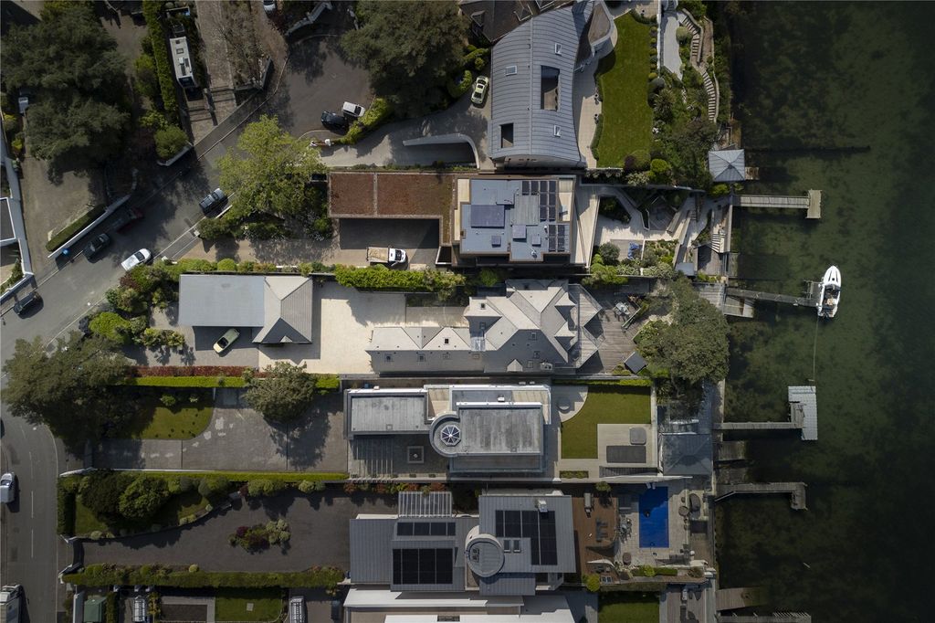 Additional image 2 of 5 bed detached house for saleElms Avenue, Poole, Dorset BH14