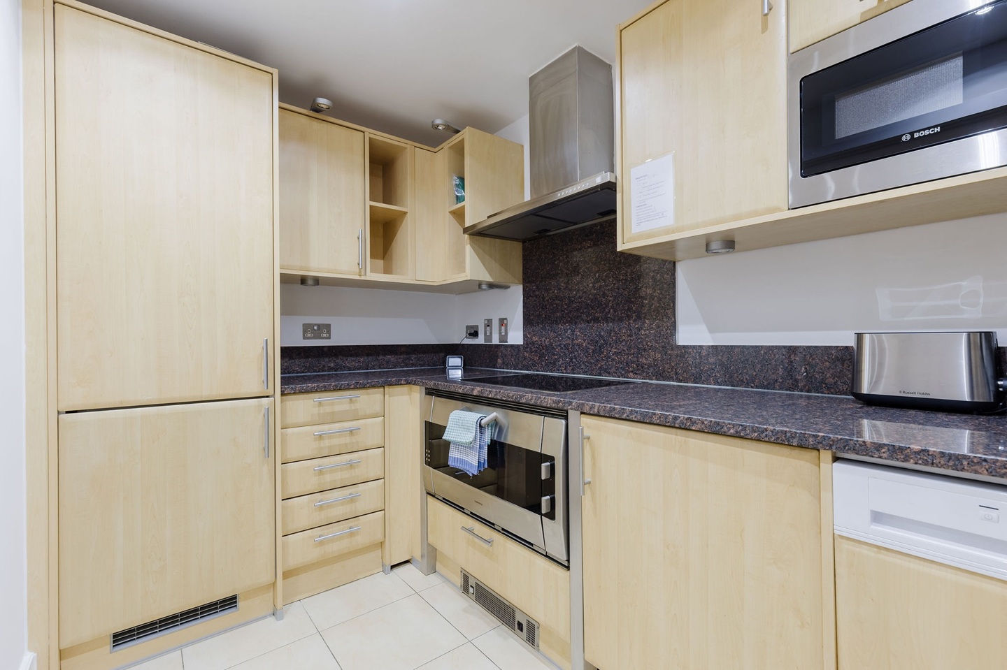 Additional image 14 of 2 Bed Flat, St George Wharf, SW8, N1 7GU