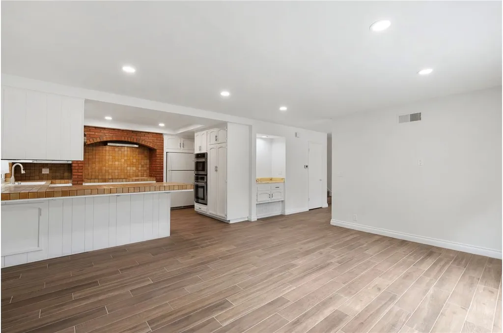 Additional image 7 of 25026 Shaver Lake Cir, Lake Forest, CA 92630