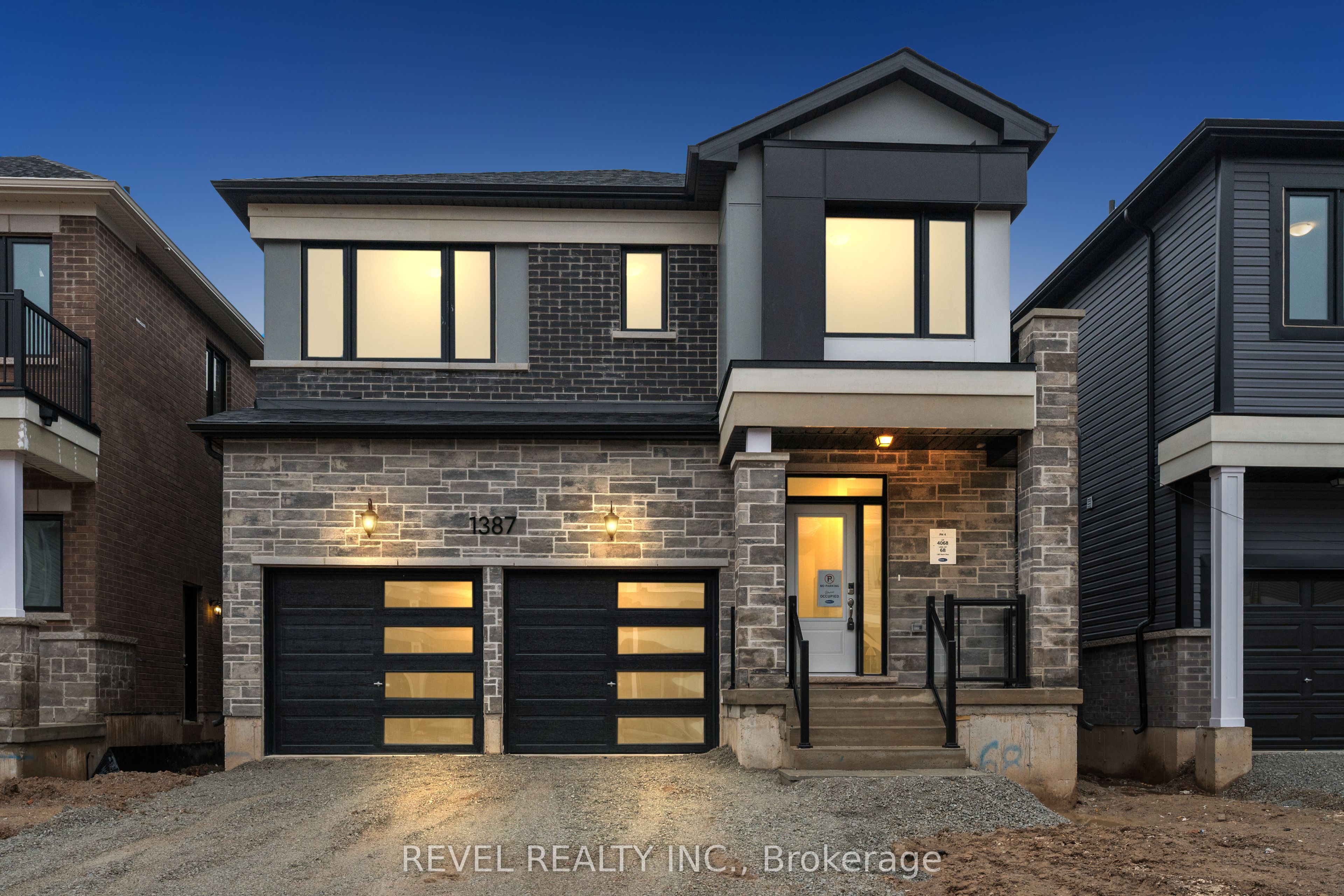 1387 Hearns Place, Milton, ON, L9E 2J8