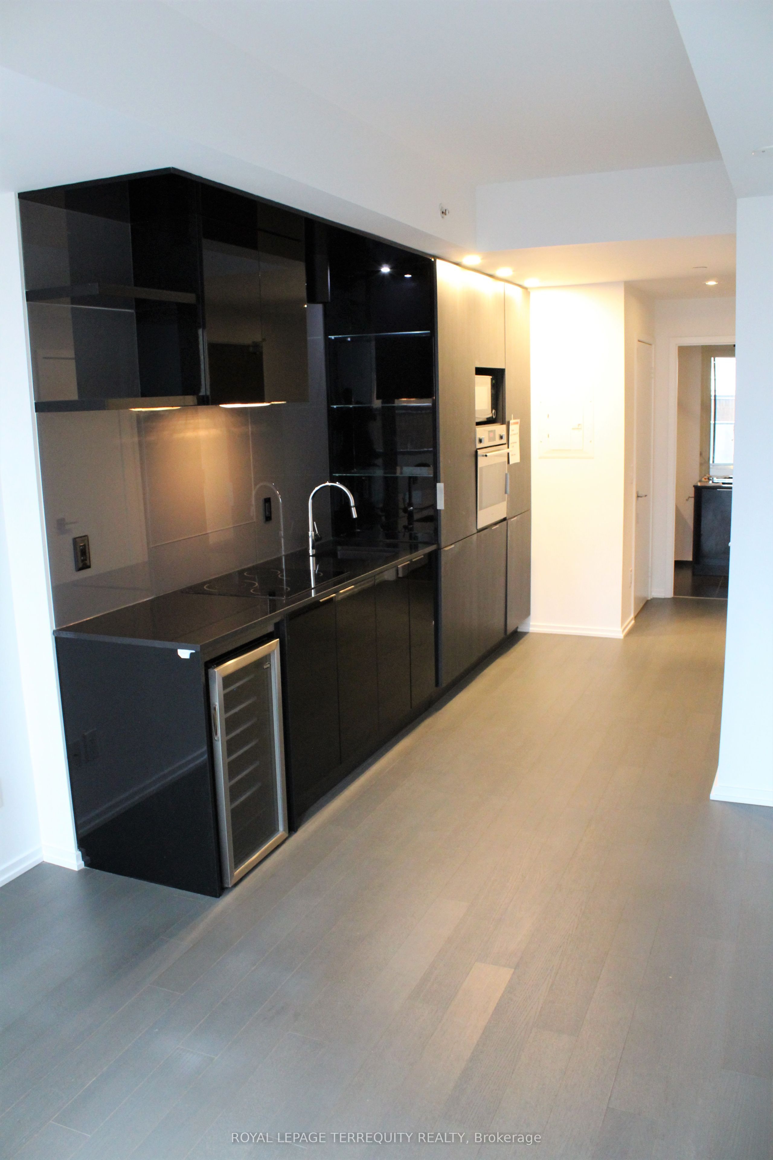 Additional image 4 of 1204-70 Temperance Street, Toronto, ON, M5H 4E8