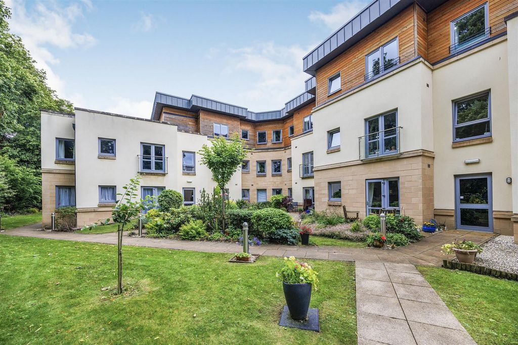 1 bed flat for sale28 The Sycamores, Muirs, Kinross KY13