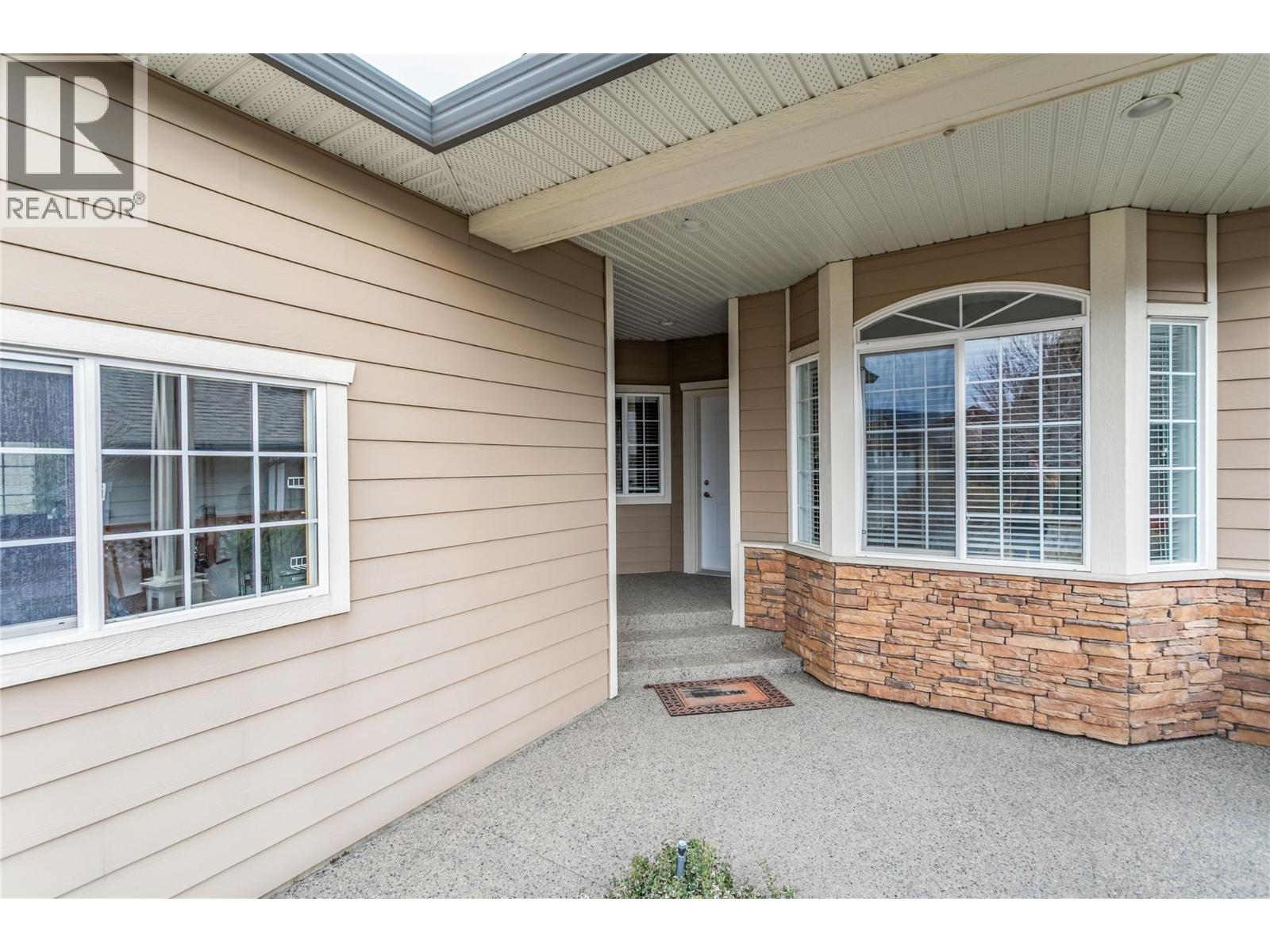 Additional image 3 of 2171 Mimosa Drive, West Kelowna, BC, V4T3A5