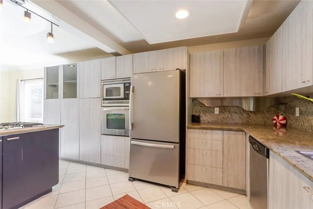 Additional image 52 of 19026 Keswick St, Reseda, CA 91335