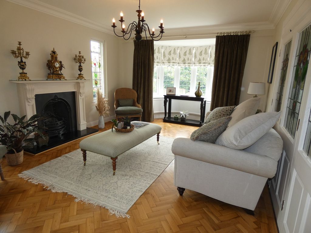 Additional image 2 of 4 bed detached house for saleChestnut Close, Rhyddings, Neath. SA10