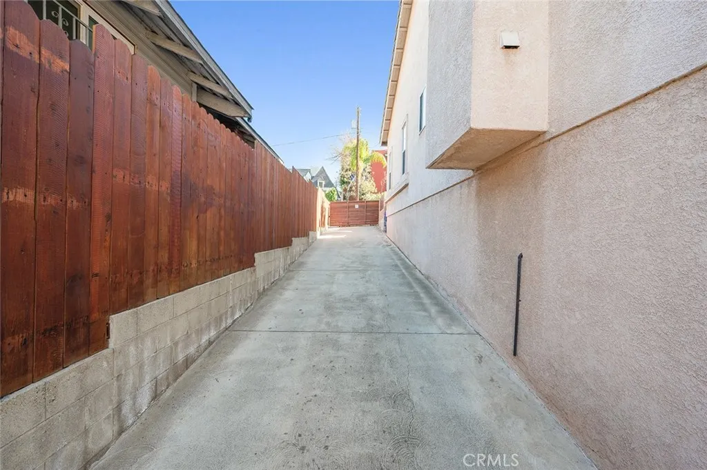 Additional image 27 of 1021 Coronado Terrace, Los Angeles, CA 90026