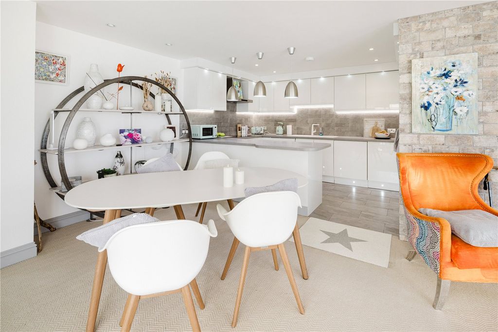 Additional image 7 of 2 bed flat for saleMoonraker, La Route De La Cote, St. Martin, Jersey JE3