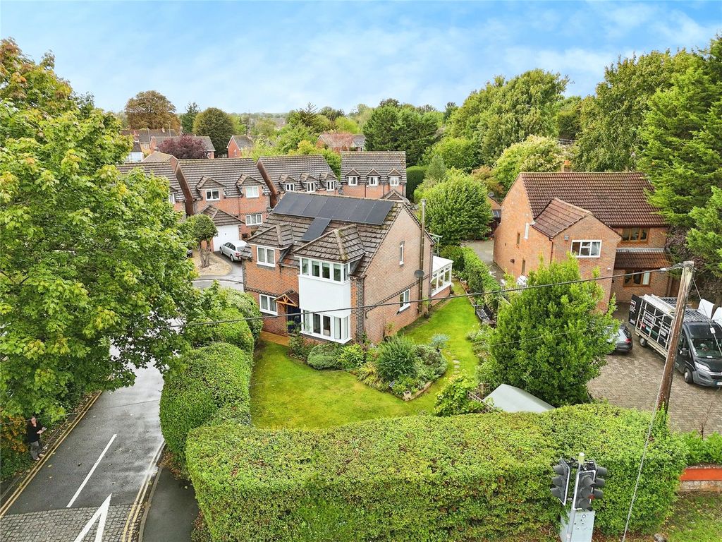 Additional image 4 of 4 bed detached house for saleMay Tree Close, Bicester, Oxfordshire OX26