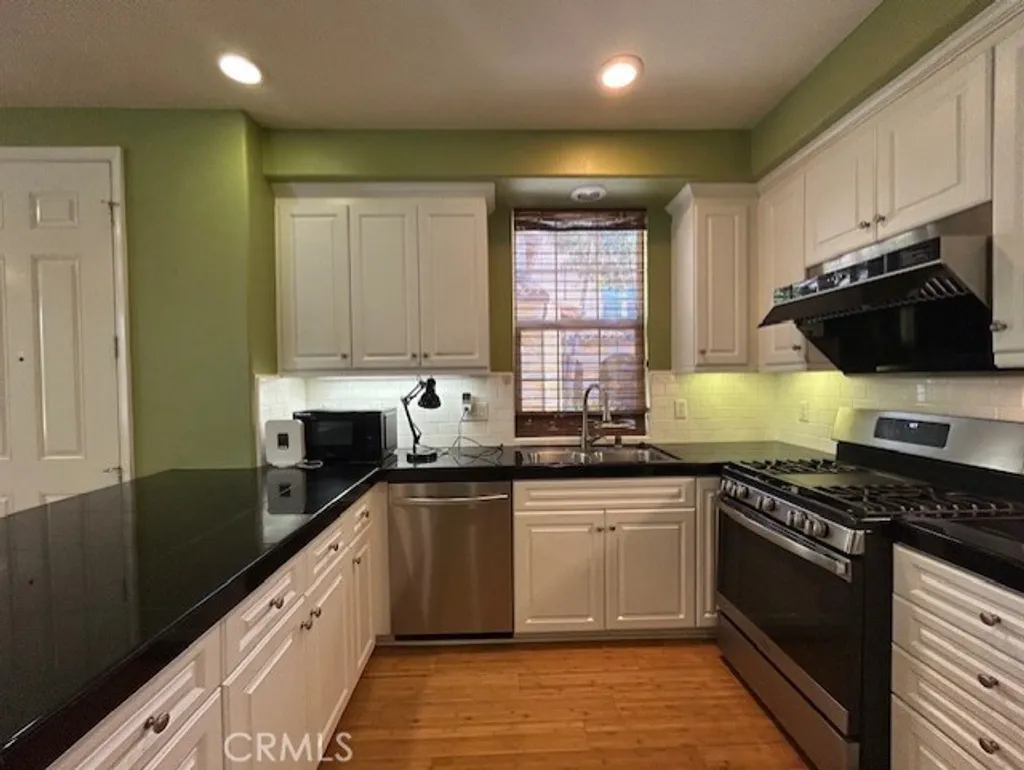 Additional image 5 of 58 Cienega, Irvine, CA 92618