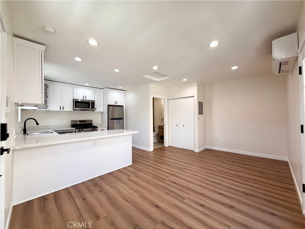 Additional image 3 of 3546 Corinth Avenue, Los Angeles, CA 90066