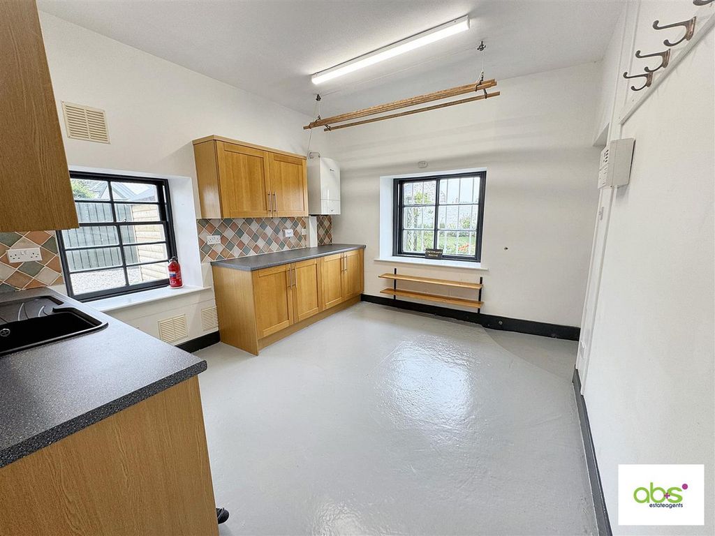 Additional image 7 of 8 bed detached house for saleGreyfriars House 8 Queen Street, Elgin IV30