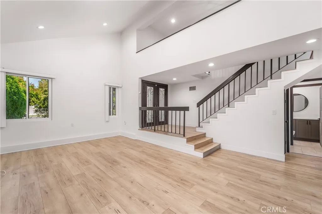 Additional image 46 of 6222 Wynne Ave, Tarzana, CA 91335