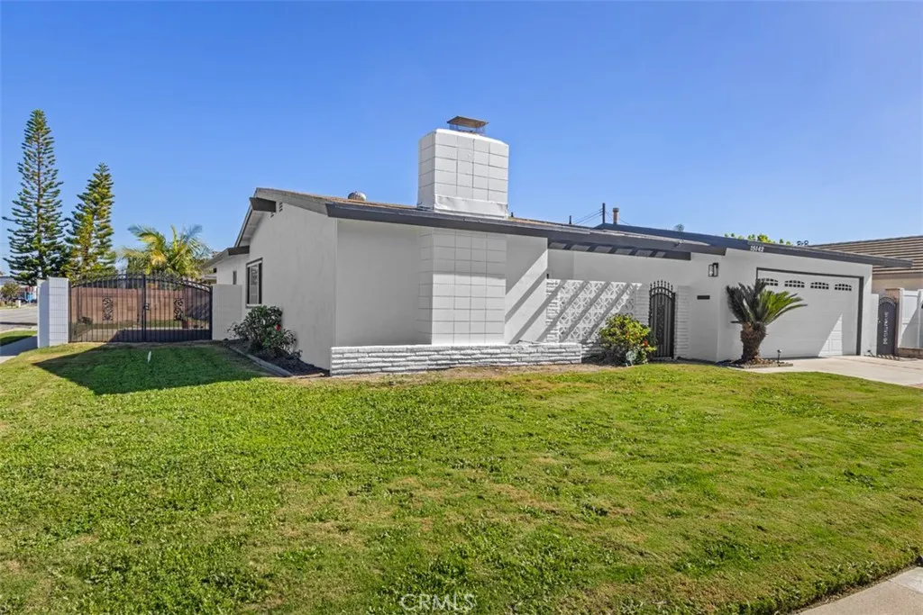 Additional image 38 of 15142 Yorkshire Ln, Huntington Beach, CA 92647