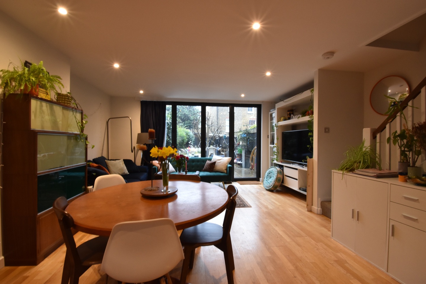 Additional image 8 of Room in a Shared House, Searles Close, SW11, N1 7GU