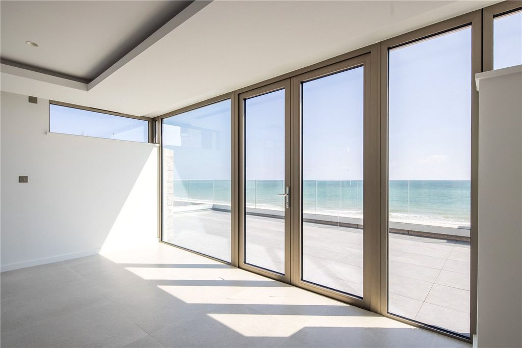 Additional image 5 of 3 bed flat for sale9 Keppel House, The Waves, La Grande Route Des Sablons, Grouville, Jersey JE3