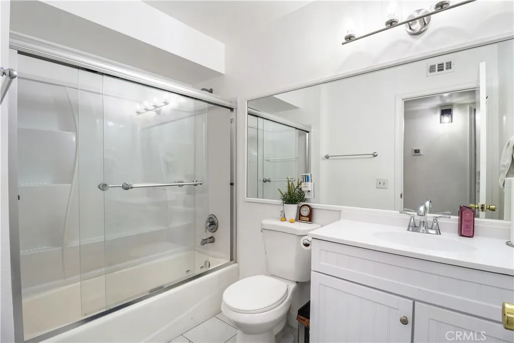 Additional image 27 of 5700 Etiwanda, Tarzana, CA 91356