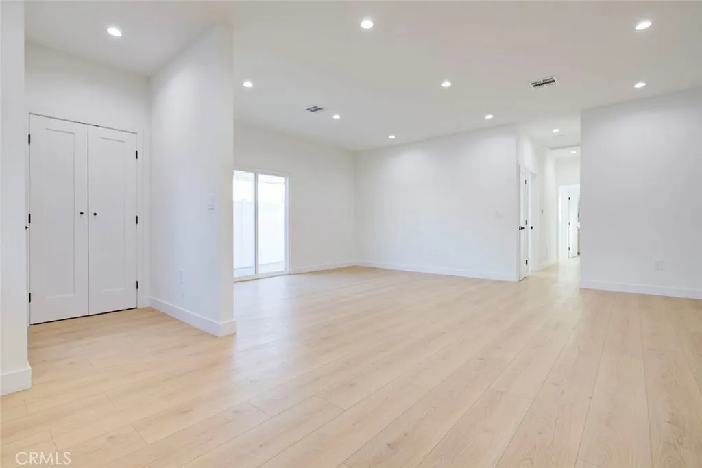 Additional image 32 of 2240 N Keystone, Burbank, CA 91504