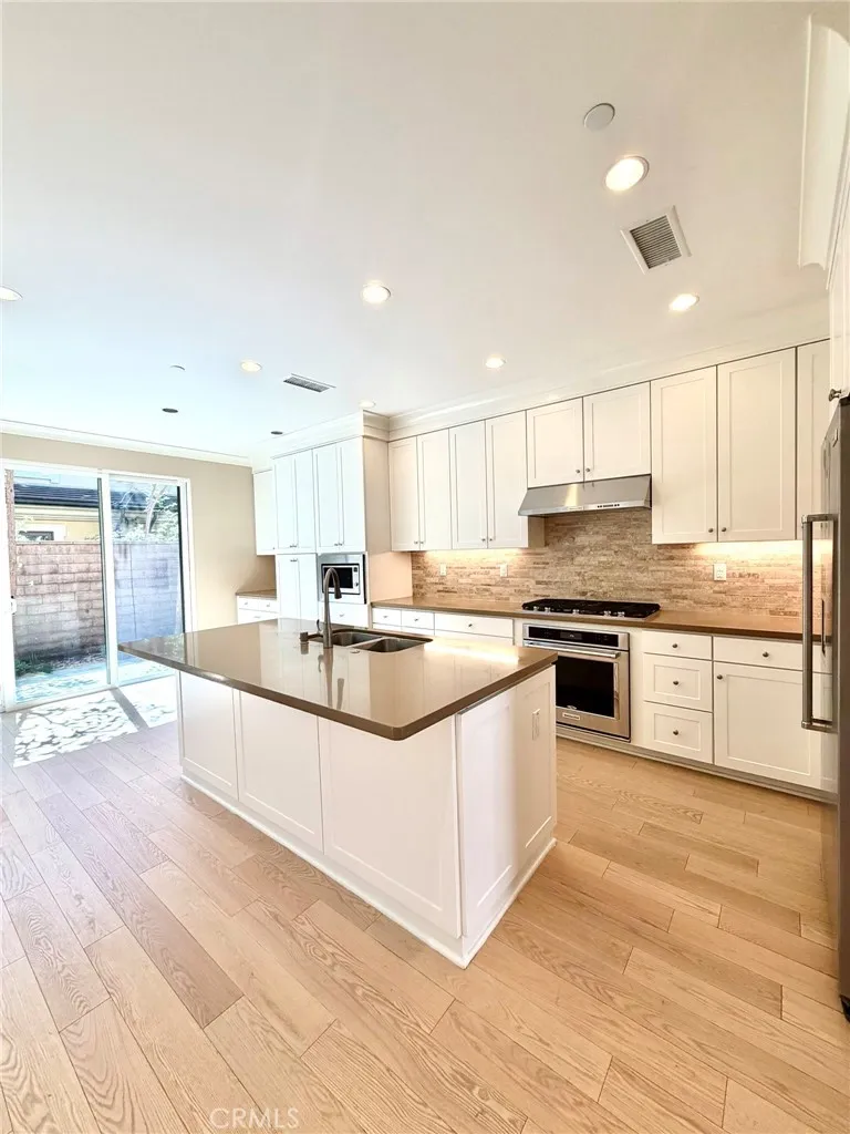 Additional image 75 of 257 Rodeo, Irvine, CA 92602