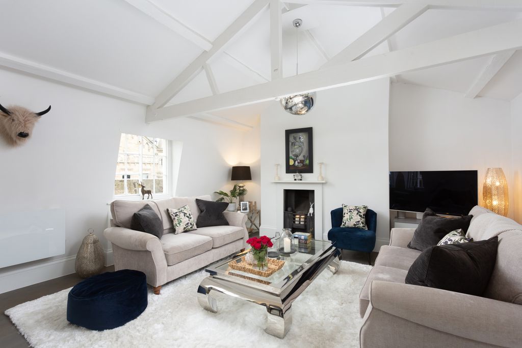 2 bed flat for saleSt. Leonards Place, York, North Yorkshire YO1 photo 3