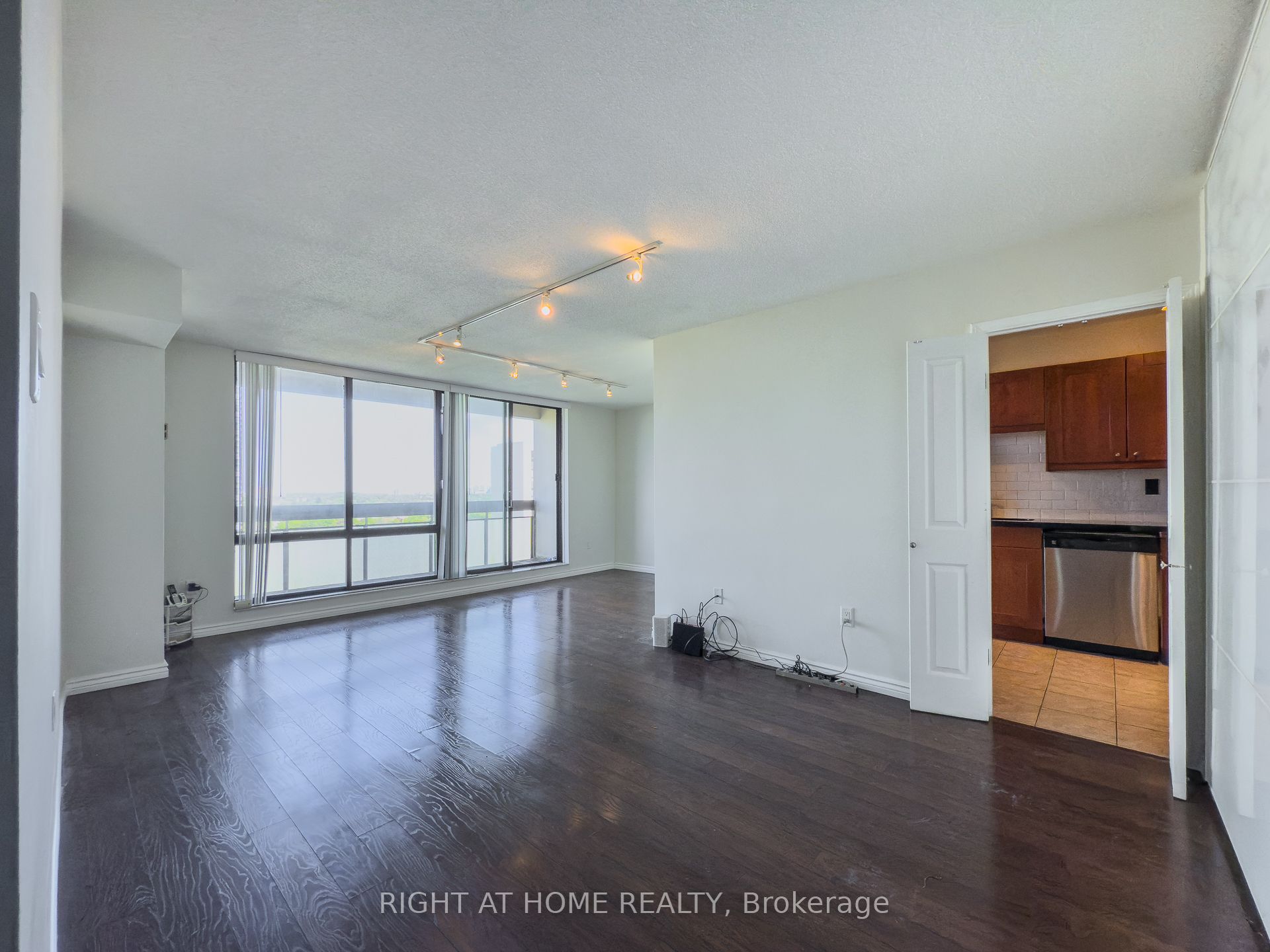 Additional image 2 of PH15-177 Linus Road, Toronto, ON, M2J 4S5