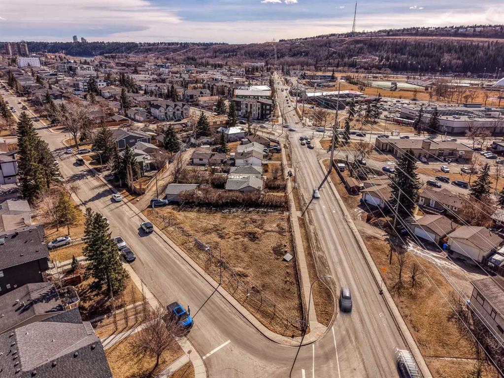 Additional image 5 of 1928 Home Road NW, Calgary, AB, T1X 0Y4