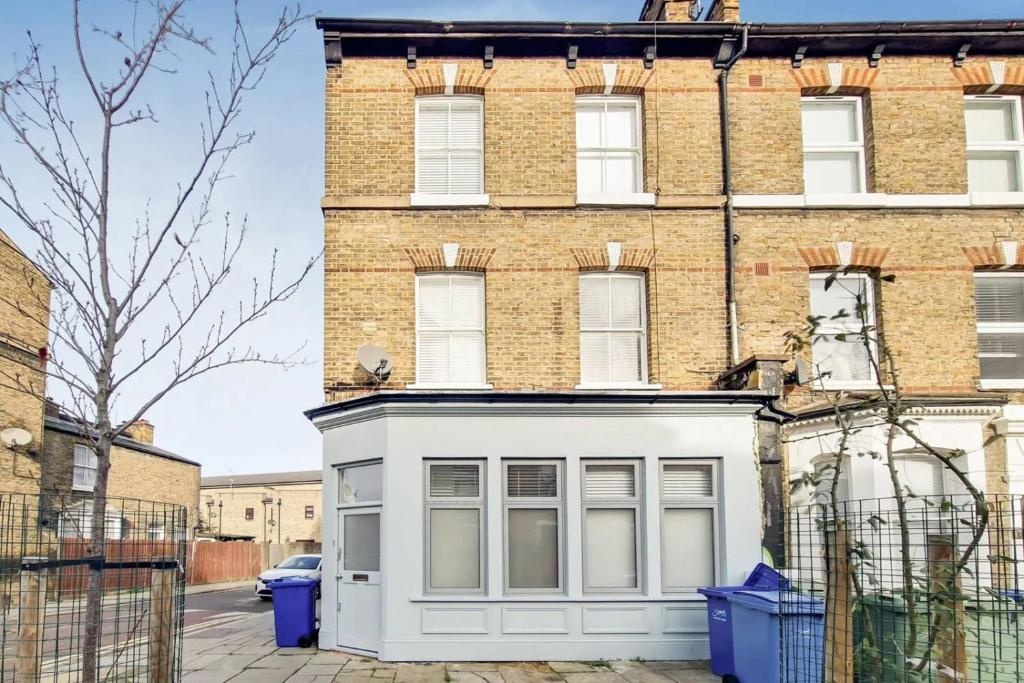 Additional image 13 of 2 Bed Flat, Brook Drive, SE11, N1 7GU