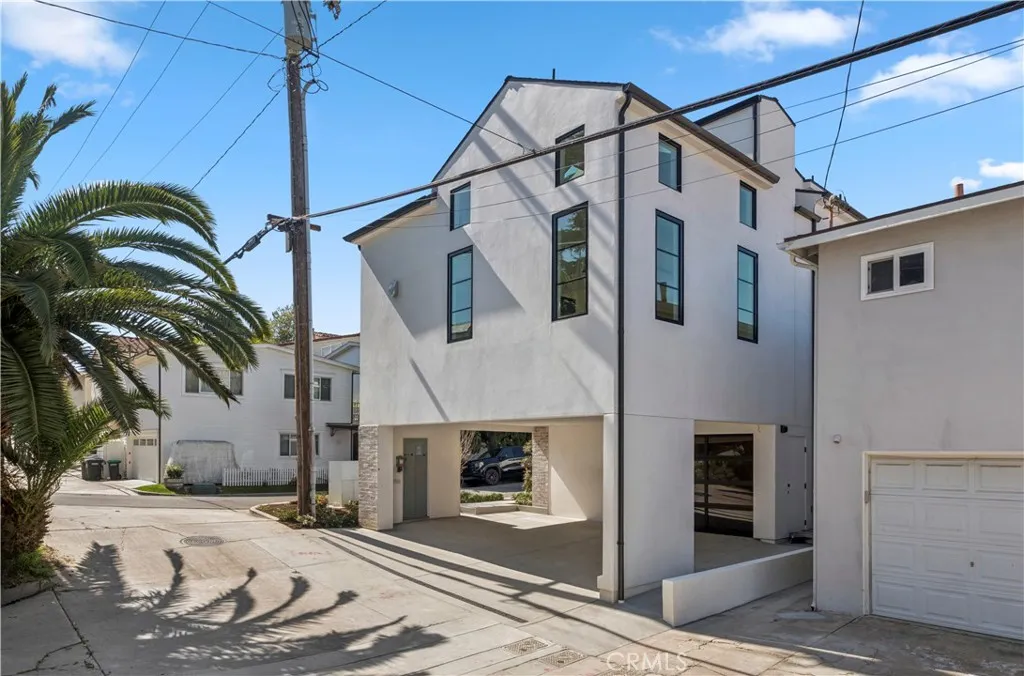 Additional image 40 of 700 Iris, Corona Del Mar, CA 92625