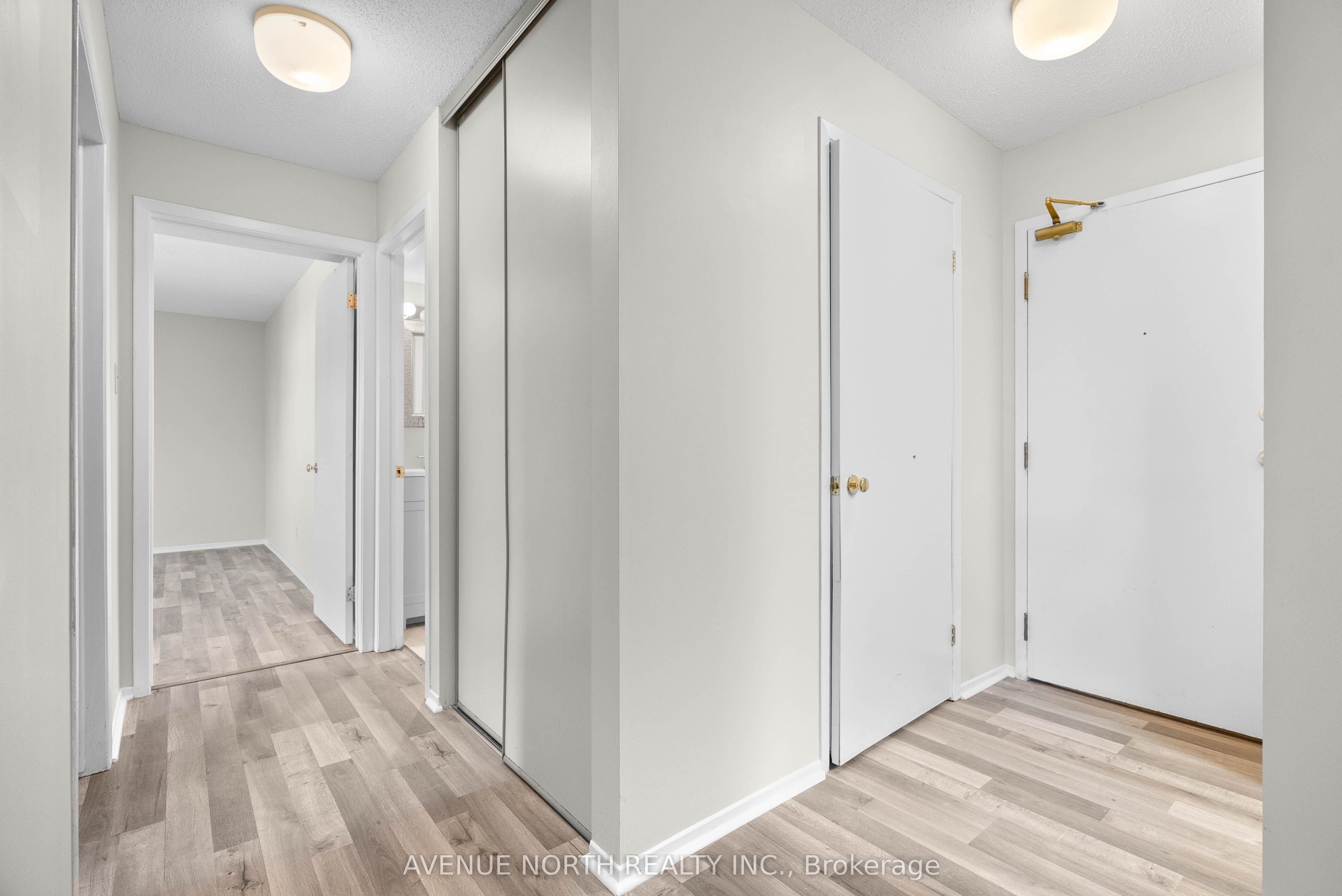 Additional image 4 of 323-318 Lorry Greenberg Drive, Ottawa, ON, K1T 2R5