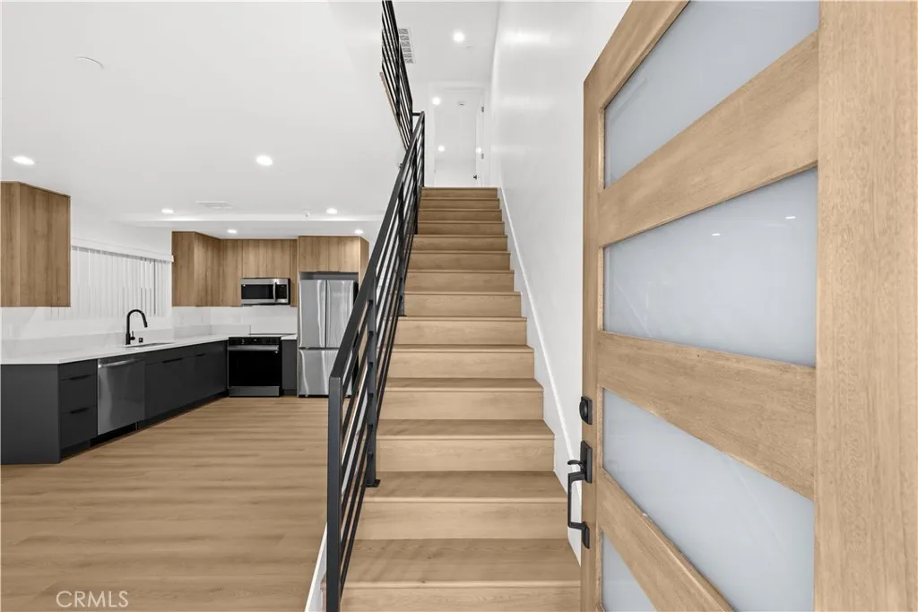 Additional image 12 of 2922 12th Avenue, Los Angeles, CA 90018