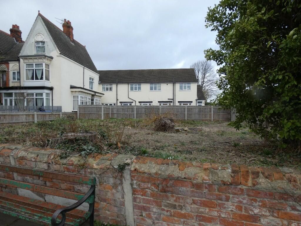 Land for saleWeelsby Road, Grimsby DN32 photo 4