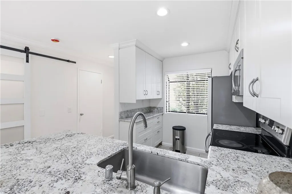 Additional image 53 of 252 Pinview, Irvine, CA 92620