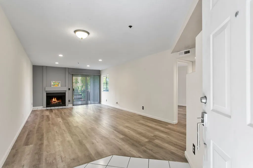 Additional image 29 of 430 Lake Street Unit 202, Huntington Beach, CA 92648