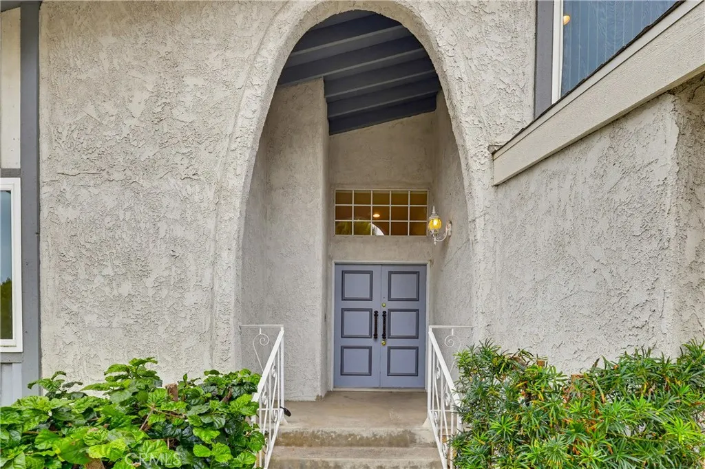 Additional image 4 of 18102 Hatteras St, Tarzana, CA 91356