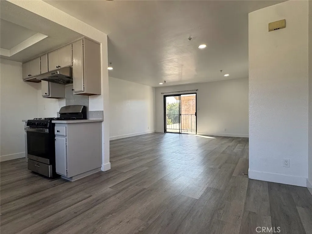 Additional image 6 of 77 N Holliston Avenue Unit 6, Pasadena, CA 91106