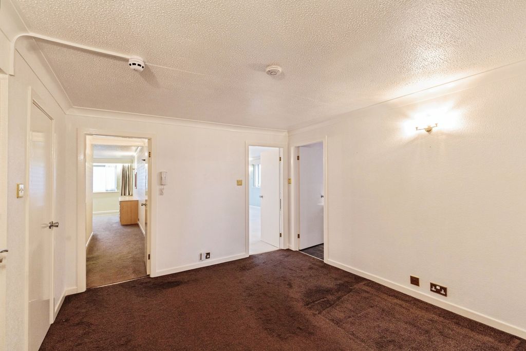 Additional image 2 of 2 bed flat for sale49 South Promenade, Lytham St. Annes, Lancashire FY8