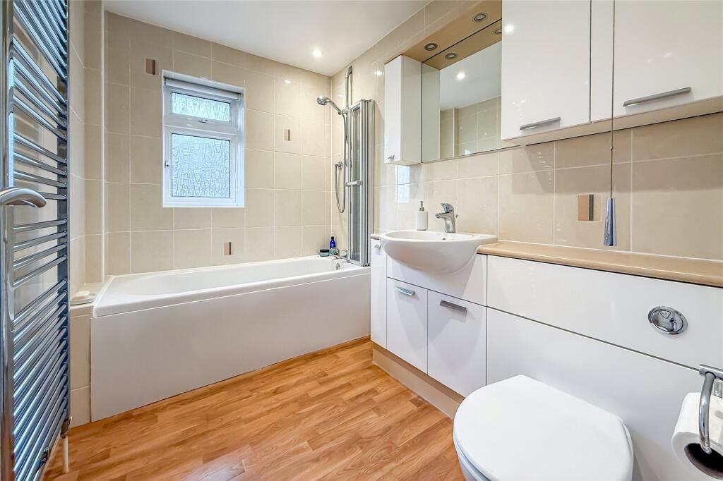 Additional image 12 of Aplins Close, Harpenden, Hertfordshire, AL5