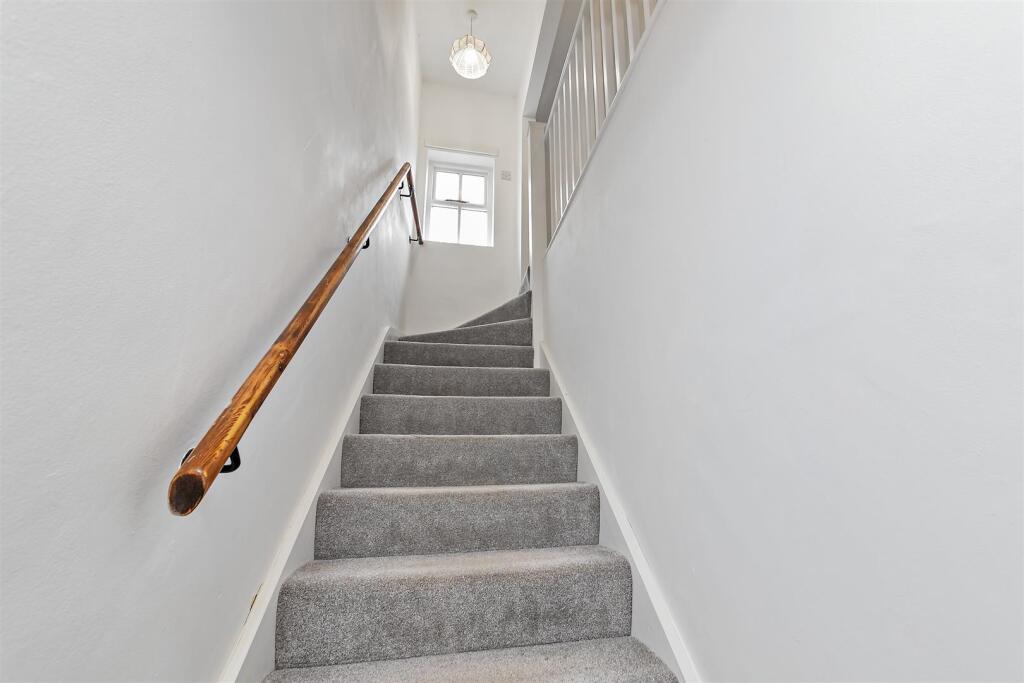 Additional image 13 of High Street, Sandridge, St. Albans