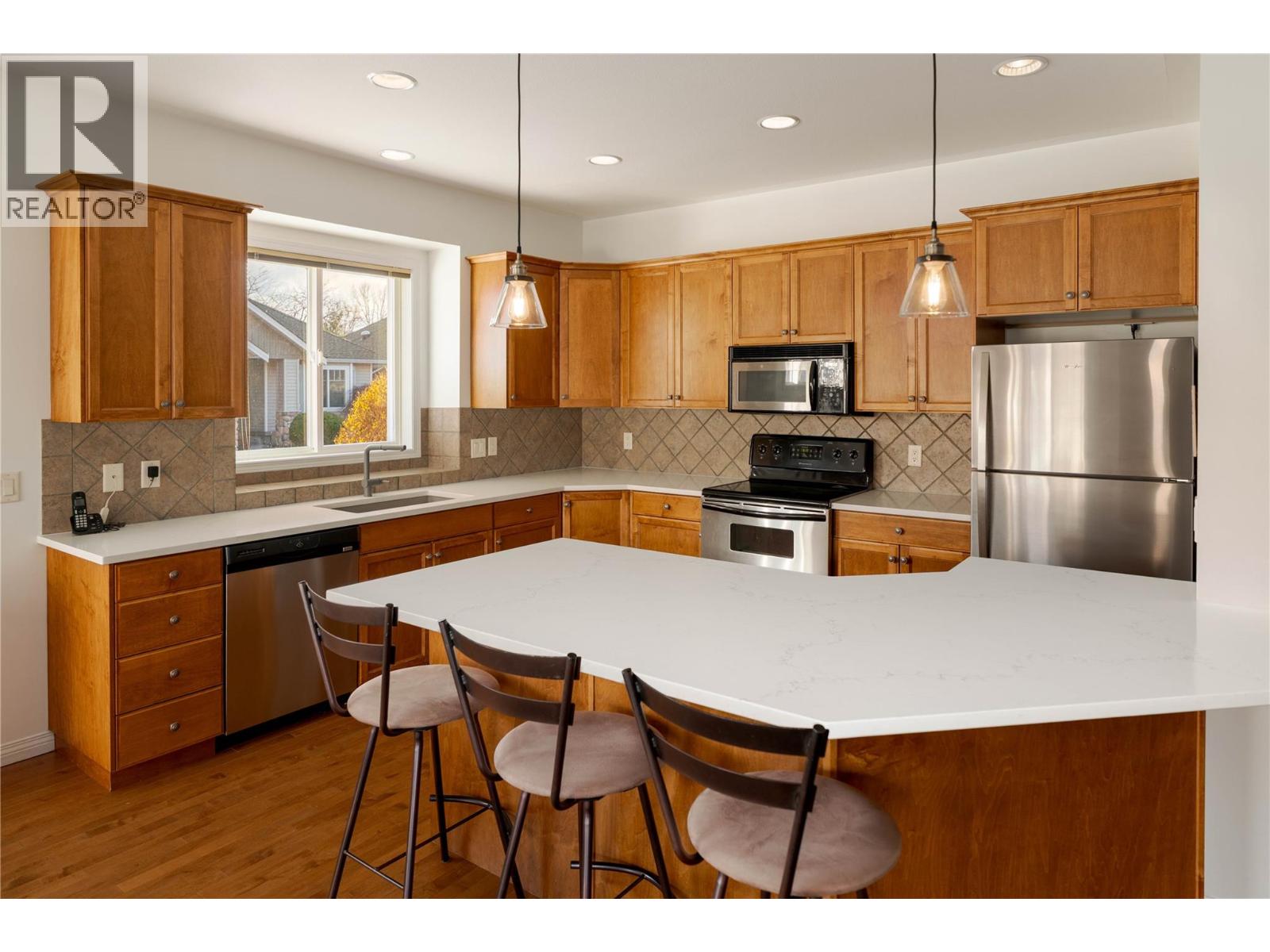 Additional image 2 of 215-665 Cook Road, Kelowna, BC, V1W4T4