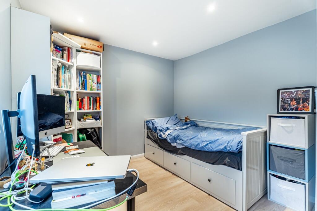 Additional image 9 of St. Johns Court, Beaumont Avenue, St. Albans, Hertfordshire, AL1