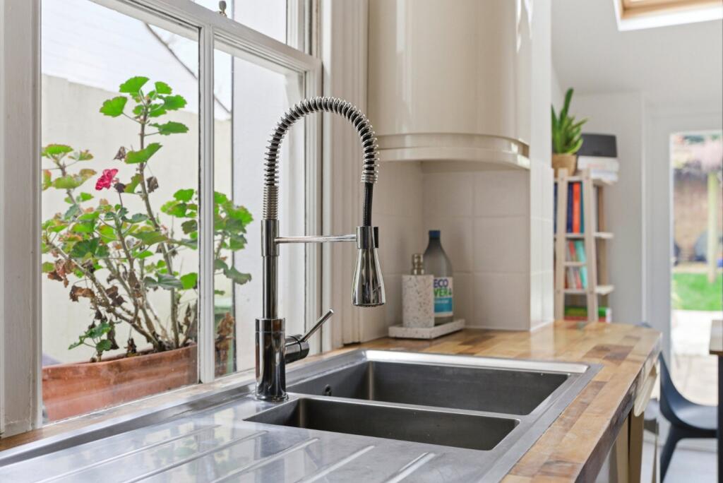 Additional image 8 of Upper Heath Road, St. Albans, Hertfordshire, AL1