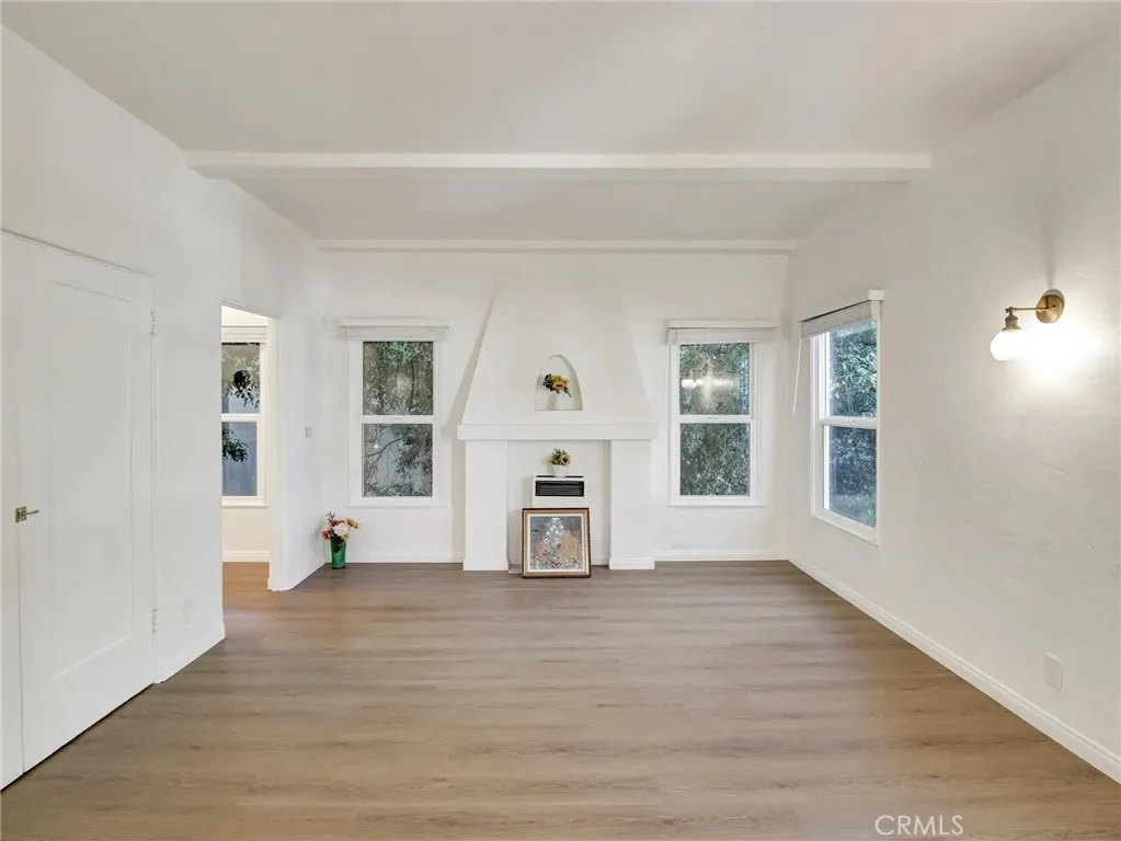 Additional image 34 of 9949 Young Drive Unit 204, Beverly Hills, CA 90212