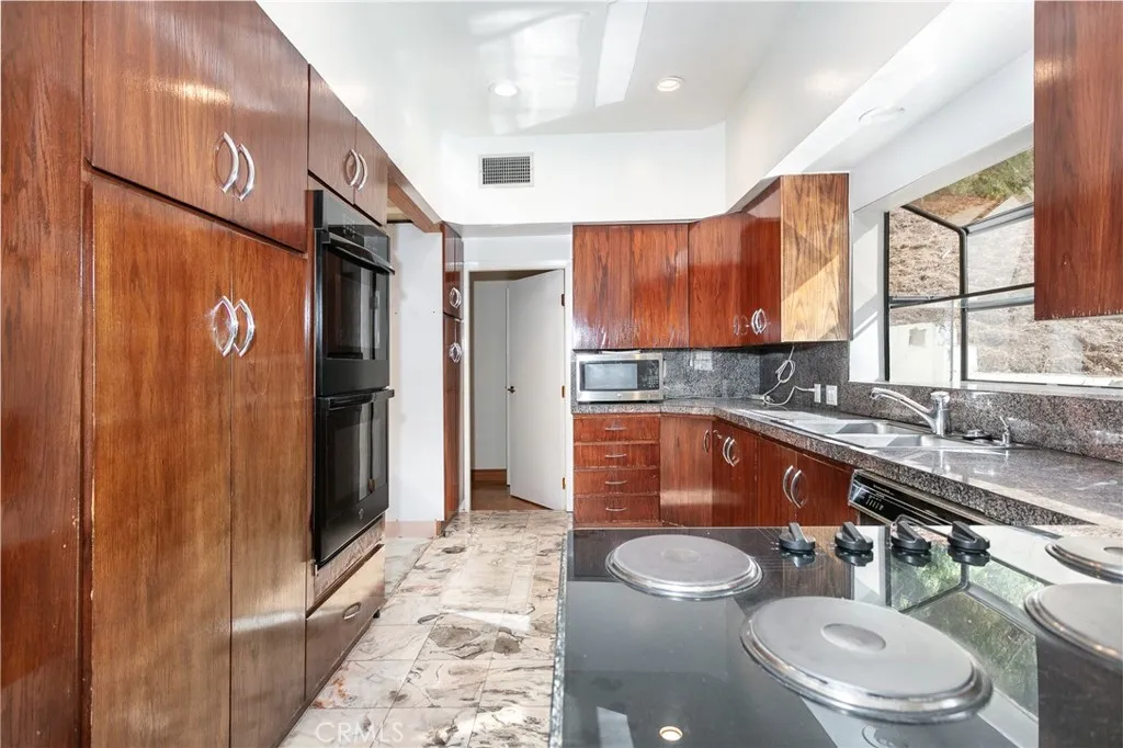 Additional image 21 of 3965 Alta Mesa Dr, Studio City, CA 91604