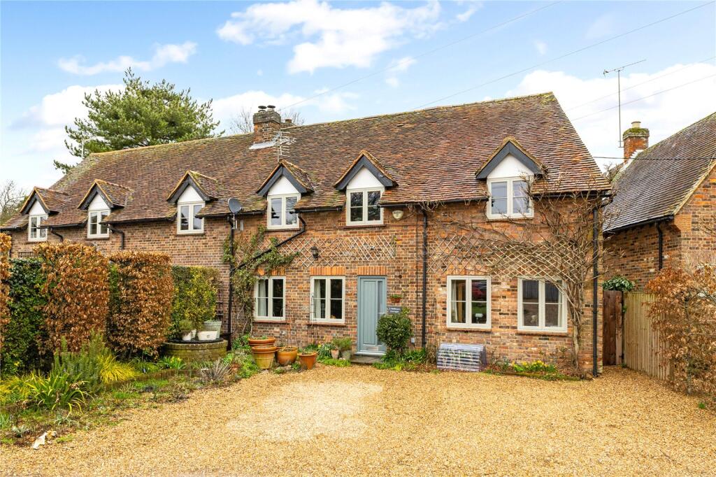 Wellhouse Cottages, Trowley Bottom, Flamstead, St. Albans, AL3