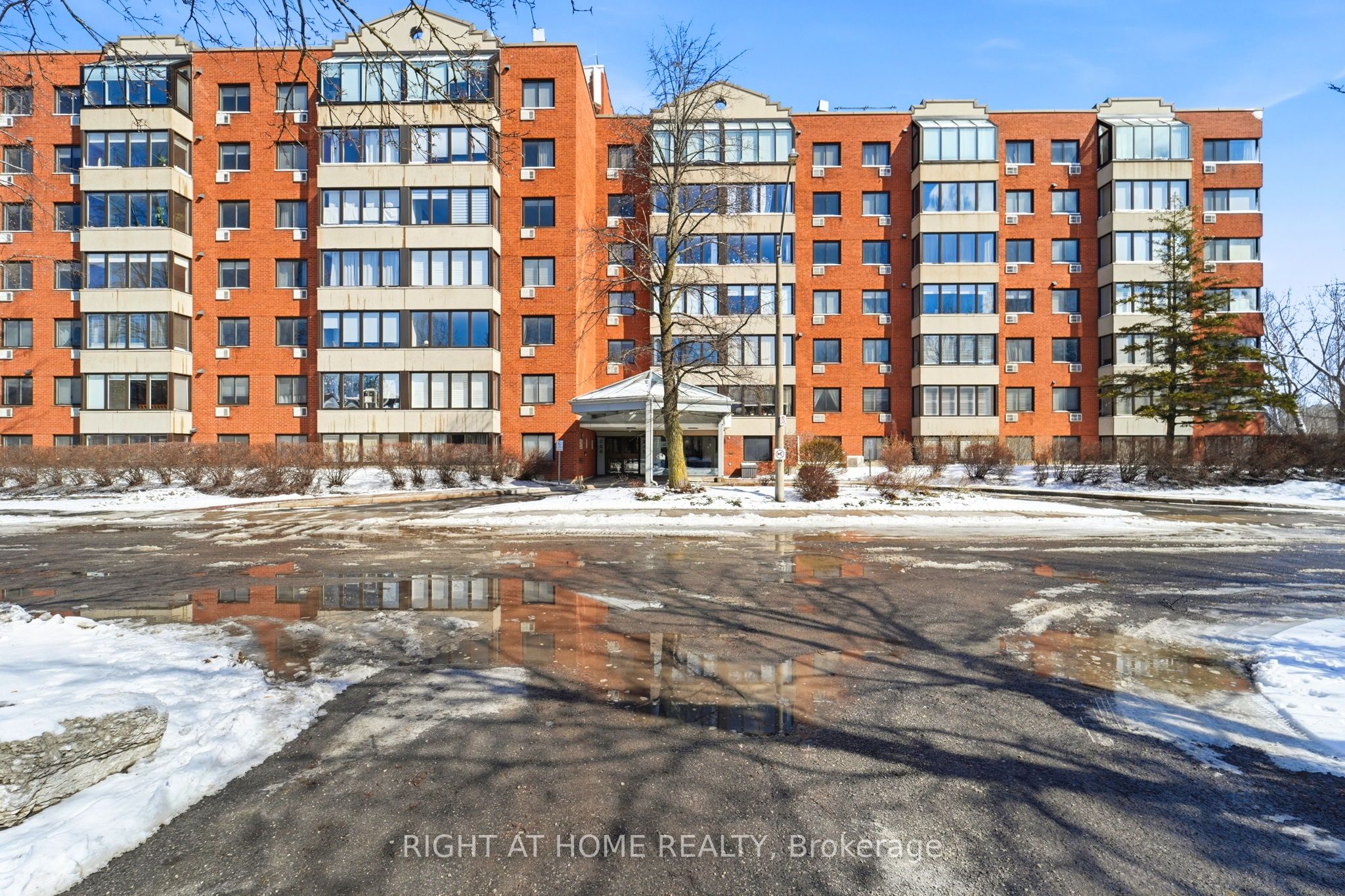Additional image 2 of 309-225 Alvin Road N, Ottawa, ON, K1K 4H6